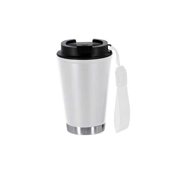 Vaso térmico de doble pared en PP reciclado, combinado con base de acero inoxidable reciclado. Con 300 ml de capacidad.Con tapa con dosificador de fácil apertura y sistema de sellado hermético, anti-fugas. Libre de BPA.Incluye práctica cinta de transporte, ideal para llevarlo fácilmente en cualquier situación. Con certificación Food Grade, garantizando la seguridad cuando los alimentos entran en contacto con el material usado para fabricar el producto. Con distintivo de Acero Inox Reciclado.El PP reciclado es un plástico reciclado y altamente reciclable, de gran resistencia y apto para multitud de aplicaciones.El acero es uno de los materiales más demandados y que puede encontrarse casi en todas partes, desde productos de uso diario a grandes construcciones. Con innumerables propiedades, entre las que cabe destacar la durabilidad y su alto grado de reutilización, convirtiéndolo en una alternativa muy valorada en soluciones de sostenibilidad. Debidamente tratado, permite obtener nuevos recursos de infinita utilización.