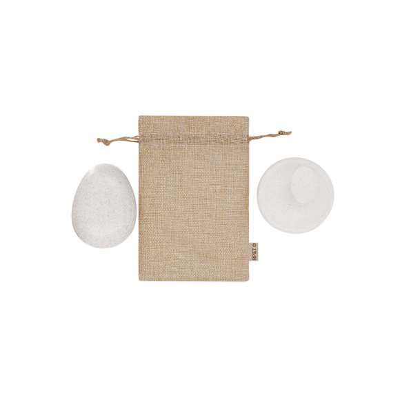 Set de Cuidado Personal para el Cabello. Incluye:- Cepillo Antitirones diseñado con púas flexibles de diferentes longitudes que desenredan el cabello sin tirones.- Cepillo Masajeador que permite emulsionar el champú mientras proporciona un masaje y optimiza la limpieza.Presentado en bolsa con cordones de RPET .La Caña de Trigo fomenta la utilización de materias primas naturales, reduciendo así las emisiones contaminantes.
