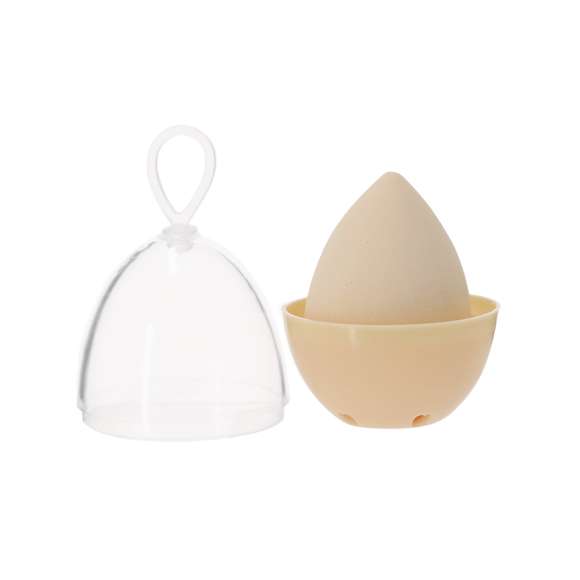 Suave esponja de maquillaje fabricada en PU. Incluye práctico estuche de guardado con orificios orificios de ventilación.