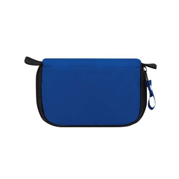 Kit de emergencia de 20 accesorios en resistente estuche de poliéster 600D con cierre de cremallera de un tirador. Incluye gasas estériles, vendas, toallas con alcohol, cinta adhesiva, imperdible y tijeras. Con cintas para colgar, para faicilitar un mejor transporte.