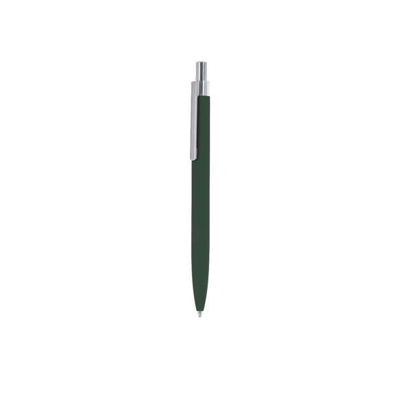 Bolígrafo de mecanismo pulsador fabricado en aluminio reciclado. Pulsador y clip metálico en acabado cromado. Cuerpo acabado goma, especialmente diseñado para marcaje en láser. Distintivo aluminio reciclado en la parte superior del bolígrafo. De cartucho jumbo y en tinta azul.  El aluminio reciclado es un material con posibilidades de reciclaje casi infinitas, sin perder sus propiedades originales y consumiendo menos energía en este proceso.Certificación GRS (Global Recycled Standard / Estándar de Reciclaje Global), que garantiza el origen reciclado del material usado para fabricar el producto.