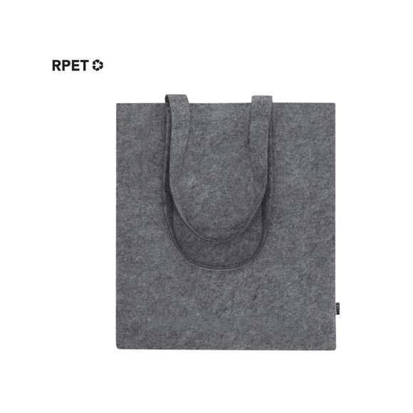 Bolsa fabricada en fieltro RPET reciclado. Con asas reforzadas largas. Resistencia hasta 6kg. Incluye distintivo RPET en etiqueta exterior.El material RPET se elabora a partir de plástico reciclado, para así fomentar la reutilización de residuos plásticos y ayudar a la sostenibilidad del planeta.