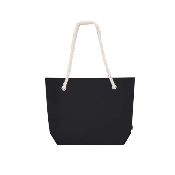 Bolsa fabricada en fieltro reciclado. Con asas de cordón en algodón reforzadas con argollas y fuelle. Resistencia hasta 6kg. Distintivo RPET en etiqueta exterior.El material RPET se elabora a partir de plástico reciclado, para así fomentar la reutilización de residuos plásticos y ayudar a la sostenibilidad del planeta.