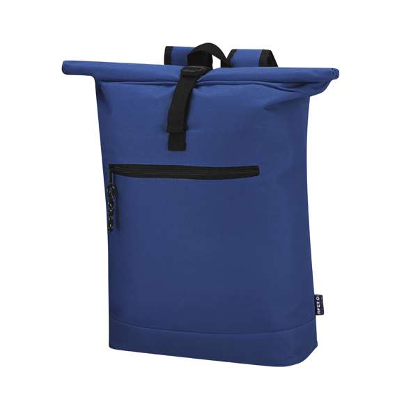 Mochila fabricada en resistente poliéster RPET 600D. Cuenta con un bolsillo principal que se cierra mediante hebilla, con compartimento acolchado para portátil de hasta 15 pulgadas, y un bolsillo frontal adicional con cierre de cremallera. Las cintas para los hombros son acolchadas y ajustables. Logotipo RPET en la etiqueta y con accesorios en negro.El material RPET se elabora a partir de plástico reciclado, para así fomentar la reutilización de residuos plásticos y ayudar a la sostenibilidad del planeta.