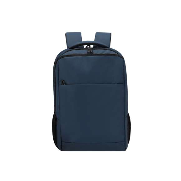Mochila fabricada en suave PU. Con bolsillo principal de cierre de cremallera con doble tirador. Bolsillo interior para portátil de hasta 15 pulgadas. Incluye bolsillo frontal con cierre de cremallera invisible. Espalda y cintas acolchadas, con tela transpirable y ajustables. Incluye asa de mano acolchada y cinta de transporte para ajuste en trolley o maleta, ideal para viajes.