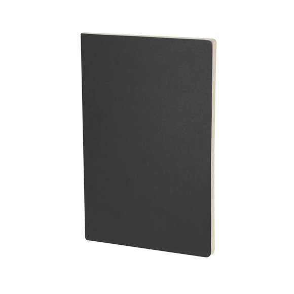 Libreta fabricada en cartón reciclado, con detalle cosido a juego en el lomo. Incluye 60 hojas en color crema a una raya.