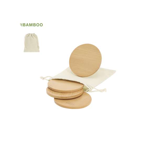 Set de posavasos de bambú. Incluye 4 posavosas. Presentado en bolsa de algodón con cierre de cordones.