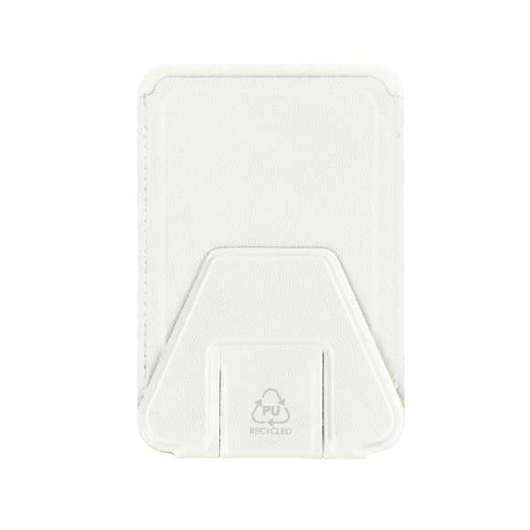 Funda tarjetero en PU Reciclado. Con soporte multifuncional que permite diversas posiciones. Con sistema de fijación adhesiva. Incluye distintivo PU reciclado.La PU Reciclado destaca por su resistencia y elasticidad. Este material reciclado y reciclable es una opción sostenible que rescata las fibras desechadas en los procesos de fabricación, minimizando así el desperdicio de material y contribuyendo a su vez a reducir el impacto ambiental, manteniendo a la vez sus propiedades originales.