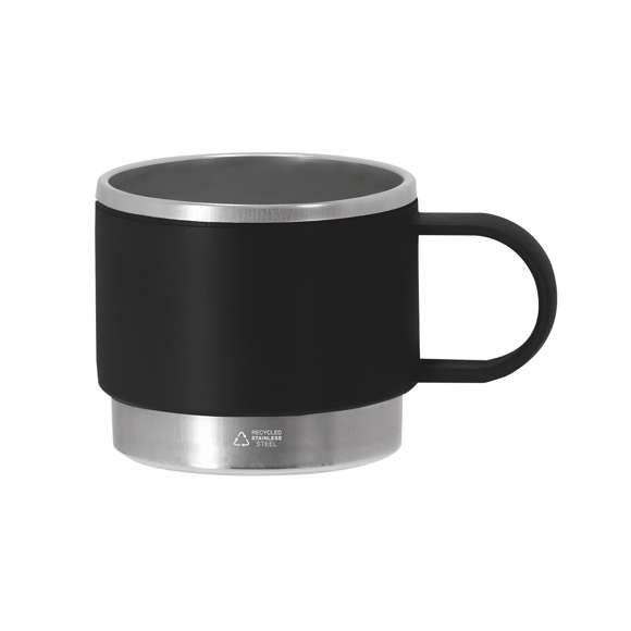 Taza de PP reciclado, combinado con base de acero inoxidable reciclado. Con 140 ml de capacidad. Incluye distintivo Acero Inox Reciclado.El PP reciclado es un plástico reciclado y altamente reciclable, de gran resistencia y apto para multitud de aplicaciones.El acero es uno de los materiales más demandados y que puede encontrarse casi en todas partes, desde productos de uso diario a grandes construcciones. Con innumerables propiedades, entre las que cabe destacar la durabilidad y su alto grado de reutilización, convirtiéndolo en una alternativa muy valorada en soluciones de sostenibilidad. Debidamente tratado, permite obtener nuevos recursos de infinita utilización.