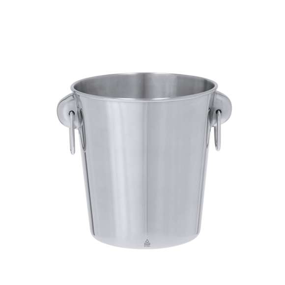 Cubitera de Acero Inox Reciclado con 4L de capacidad . Incluye distintivo Acero Inox Reciclado.El acero es uno de los materiales más demandados y que puede encontrarse casi en todas partes, desde productos de uso diario a grandes construcciones. Con innumerables propiedades, entre las que cabe destacar la durabilidad y su alto grado de reutilización, convirtiéndolo en una alternativa muy valorada en soluciones de sostenibilidad. Debidamente tratado, permite obtener nuevos recursos de infinita utilización.