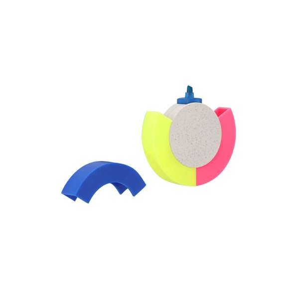 Original marcador fluorescente de tres colores fabricado en caña de trigo. Con cuerpo circular en suave acabado mate, especialmente diseñado para marcaje a todo color. Con capuchas a juego con el marcador. La caña de trigo fomenta la utilización de materias primas naturales, reduciendo así las emisiones contaminantes.