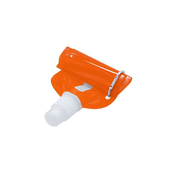 Bidón de 400ml de capacidad con cuerpo flexible en material RPET. Con tapón de seguridad a rosca y mosquetón metálico de transporte.El material RPET se elabora a partir de plástico reciclado, para así fomentar la reutilización de residuos plásticos y ayudar a la sostenibilidad del planeta.