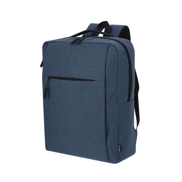 Mochila fabricada en suave poliéster RPET 600D. Con bolsillo principal de cierre de cremallera con doble tirador. Bolsillo interior para portátil de hasta 15 pulgadas. Incluye dos bolsillos frontales con cierre de cremallera invisibles y bolsillos en los laterales. Espalda y cintas acolchadas ajustables. Incluye cinta de transporte para ajuste en trolley o maleta, ideal para viajes. Con distintivo de RPET en etiqueta. El material RPET se elabora a partir de plástico reciclado, para así fomentar la reutilización de residuos plásticos y ayudar a la sostenibilidad del planeta.