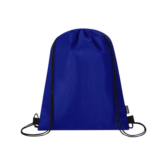 Mochila nevera de cuerdas en suave poliéster RPET 210D. Interior acolchado en aluminio para conservar mejor la temperatura y cómoda de llevar por sus cuerdas de asas con autocierre. Esquinas reforzadas para llevar su gran capacidad máxima de 4L. Incluye distintivo de RPET.El material RPET se elabora a partir de plástico reciclado, para así fomentar la reutilización de residuos plásticos y ayudar a la sostenibilidad del planeta.