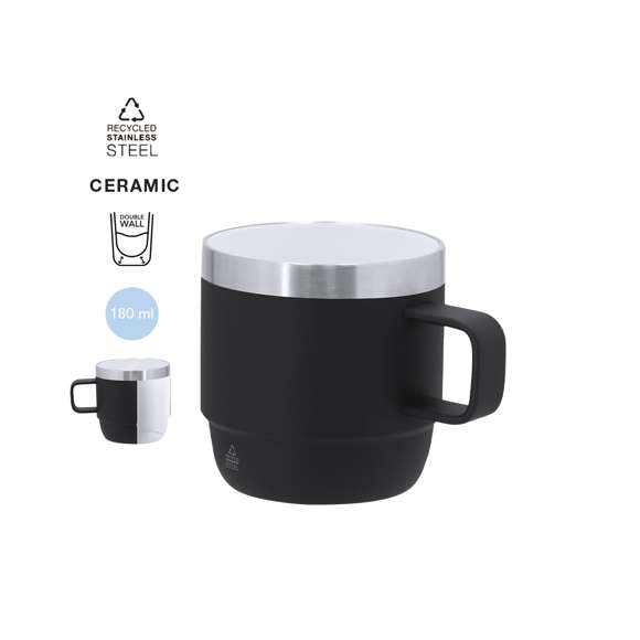 Taza fabricada en Acero Inox Reciclado de doble pared y 180ml de capacidad. Con doble pared para mejor y más duradera conservación de la temperatura e interior con recubrimiento de cerámica, apto para bebidas carbonatadas. Con distintivo de Acero Inox Reciclado.El acero es uno de los materiales más demandados y que puede encontrarse casi en todas partes, desde productos de uso diario a grandes construcciones. Con innumerables propiedades, entre las que cabe destacar la durabilidad y su alto grado de reutilización, convirtiéndolo en una alternativa muy valorada en soluciones de sostenibilidad. Debidamente tratado, permite obtener nuevos recursos de infinita utilización.