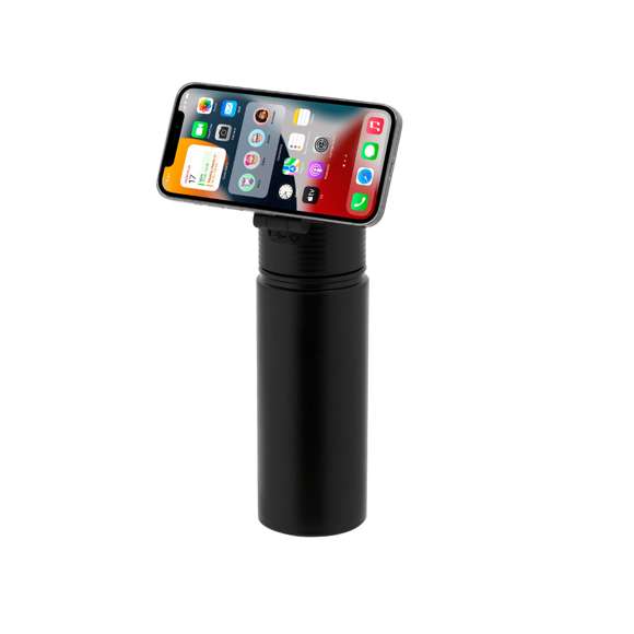 Bidón térmico con Altavoz Bluetooth 5.4 de 3W integrado. Con 500 ml de capacidad y fabricado en acero inox de doble pared, asegurando una durabilidad máxima y un excelente mantenimiento de la temperatura de las bebidas, ya sean frías o calientes. Tapadera con sistema de cierre de rosca y libre de BPA, e incluye sujeción orientable para smartphone con tecnología Magsafe. El altavoz Bluetooth de 600 mAh integrado en el tapón es fácilmente extraíble gracias a su sistema de rosca.