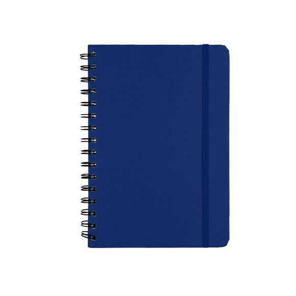 Libreta de anillas con tapas duras fabricadas en PU reciclada. Interior con 80 hojas color crema de disposición a una raya. Incluye goma elástica a juego. Con distintivo PU Reciclada.La PU reciclada destaca por su resistencia y elasticidad. Este material reciclado y reciclable es una opción sostenible que rescata las fibras desechadas en los procesos de fabricación, minimizando así el desperdicio de material y contribuyendo a su vez a reducir el impacto ambiental, manteniendo a la vez sus propiedades originales.