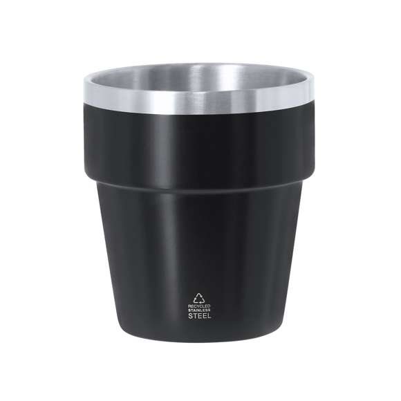 Vaso térmico fabricado en Acero Inox Reciclado de doble pared y 250 ml de capacidad. Recubrimiento en color satinado y borde e interior en color acero satinado. Con logotipo Acero Inox Reciclado.El acero es uno de los materiales más demandados y que puede encontrarse casi en todas partes, desde productos de uso diario a grandes construcciones. Con innumerables propiedades, entre las que cabe destacar la durabilidad y su alto grado de reutilización, convirtiéndolo en una alternativa muy valorada en soluciones de sostenibilidad. Debidamente tratado, permite obtener nuevos recursos de infinita utilización.