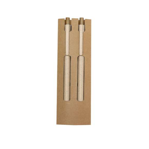 Set de bolígrafo y lápiz eterno fabricados en caña de trigo y bambú. Bolígrafo con mecanismo pulsador fabricado en bambú de tinta azul y clip a juego. Y lápiz con mecanismo pulsador fabricado en bambú con punta eterna, para así usar siempre el mismo lápiz y no generar residuos. Presentados en estuche de cartón reciclado. Con distintivo de caña de trigo impreso.Elaborado con elementos vegetales para así fomentar la utilización de materias primas naturales y reducir las emisiones contaminantes.