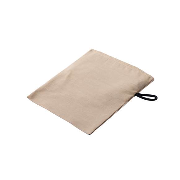 Funda multiusos fabricada en tejido de alta resistencia (mezcla de algodón y poliéster), transpirable y lavable. Con elástico de plegado a juego e ideal para impresión.