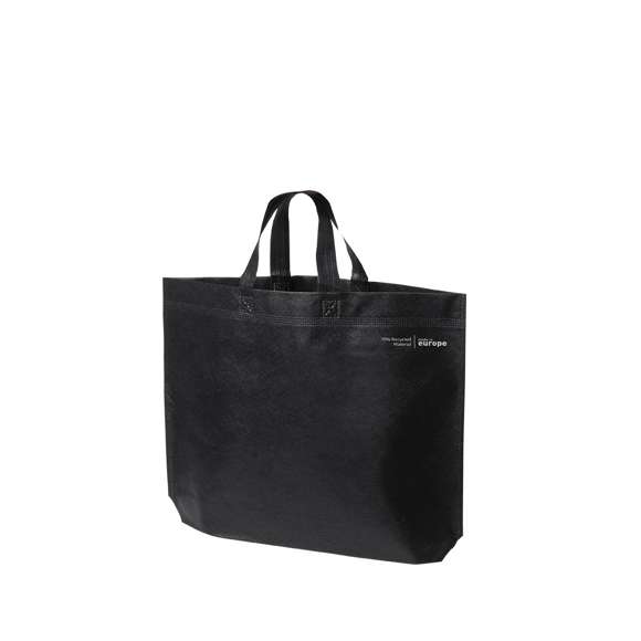 Bolsa de línea nature, fabricada en non-woven reciclado de 70g/m2. De fabricación europea, con acabado termosellado, con fuelle, asas largas y distintivo eco/made in sobre la bolsa.
