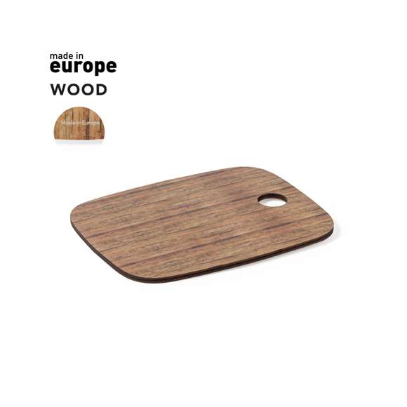 	Tabla de corte y presentación fabricada en madera natural, con agujero para colgar. Amplia superficie de marcaje y distintivo Made In Europe.