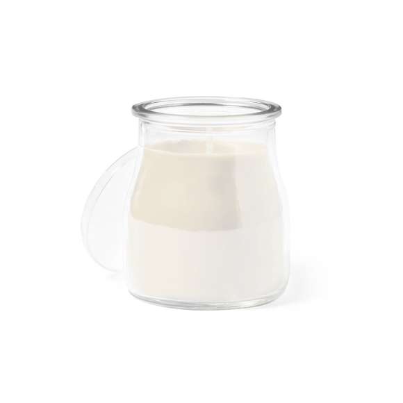  	Vela aromática en tarro de cristal, disponible en aromas variados: blanco vainilla  rojo frutas del bosque  azul océano y verde musgo. Con distintivo Made In Europe.