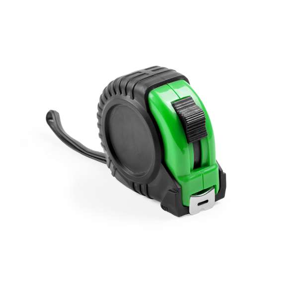  	Flexómetro de 3 metros con cuchilla metálica y mecanismo de bloqueo. Con cuerpo de suave acabado en variados colores, recubierto con funda protectora de resistente goma, clip metálico para cinturón y cinta de transporte. Con troquelado especial para marcaje en doming/gota de resina y presentado en caja individual.