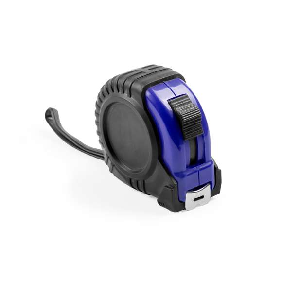  	Flexómetro de 3 metros con cuchilla metálica y mecanismo de bloqueo. Con cuerpo de suave acabado en variados colores, recubierto con funda protectora de resistente goma, clip metálico para cinturón y cinta de transporte. Con troquelado especial para marcaje en doming/gota de resina y presentado en caja individual.