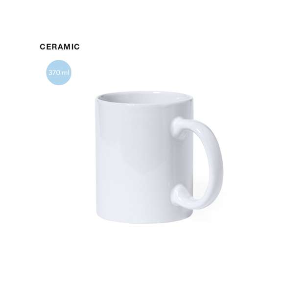 Taza de cerámica de 370ml de capacidad en color blanco. Presentada en caja individual.