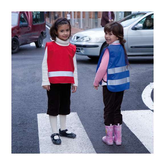 Peto infantil reflectante en variada gama de vivos colores. Con elásticos de ajuste en los laterales. Talla única.