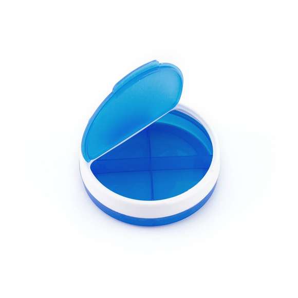 Original pastillero en diseño bicolor con tapa dispensadora de pastillas y 4 compartimentos interiores.