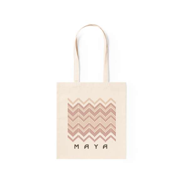 Bolsa en material 100% algodón con acabado en color natural. Con asas largas de 70cm y acabado cosido. Resistencia hasta 7kg de peso.