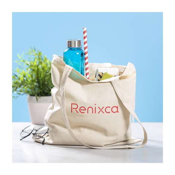 Bolsa en material 100% algodón con acabado en color natural. Con asas largas de 70cm y acabado cosido. Resistencia hasta 7kg de peso.