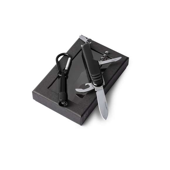 Set de aluminio de navaja multiusos con 7 funciones y linterna mosquetón. En variados colores y presentado en estuche individual con ventana y suave espuma interior troquelada. Pilas de botón incluidas.