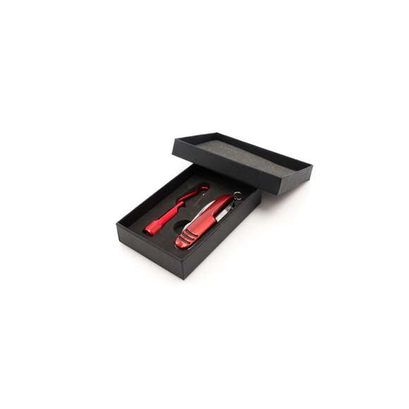 Set de aluminio de navaja multiusos con 7 funciones y linterna mosquetón. En variados colores y presentado en estuche individual con ventana y suave espuma interior troquelada. Pilas de botón incluidas.