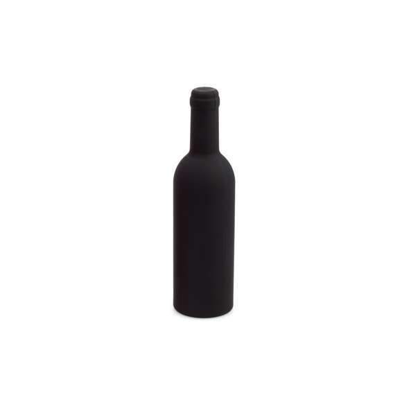Original set de vinos en forma de botella con suave tacto exterior, cierre magnético y accesorios de acero inox. Incluye sacacorchos con cortacápsulas y abridor, tapón dosificador y recogegotas. Presentado en estuche individual con interior en suave espuma troquelada.