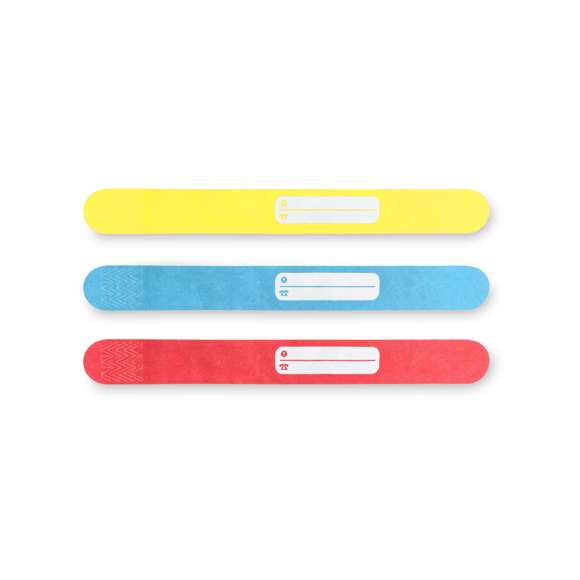 Pulsera en fibra sintética para niño en variada gama de vivos colores. Con campos de identificación, de cierre adhesivo, resistente al agua y presentada en plancha troquelada de 10 piezas.