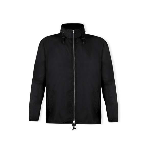 Impermeable en resistente poliéster 190T. Capucha con cordones de ajuste, integrada en compartimento con cremallera del cuello. Cierre principal de cremallera y cordón en cintura con accesorio de ajuste. Disponible en variada gama de colores y en tallas M, L, XL, XXL.