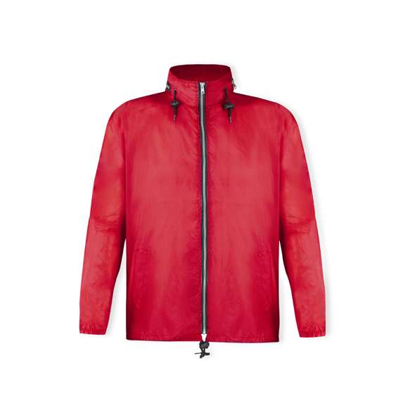 Impermeable en resistente poliéster 190T. Capucha con cordones de ajuste, integrada en compartimento con cremallera del cuello. Cierre principal de cremallera y cordón en cintura con accesorio de ajuste. Disponible en variada gama de colores y en tallas M, L, XL, XXL.