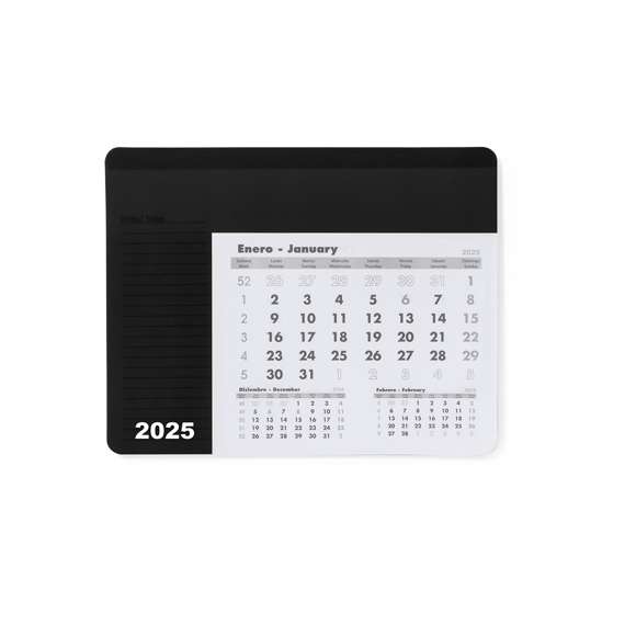 Alfombrilla calendario de suave acabado en PVC. Diseño mes en curso/mes anterior/mes siguiente, con espacio para anotaciones. Base acolchada antideslizante y disponible en variada gama de colores.