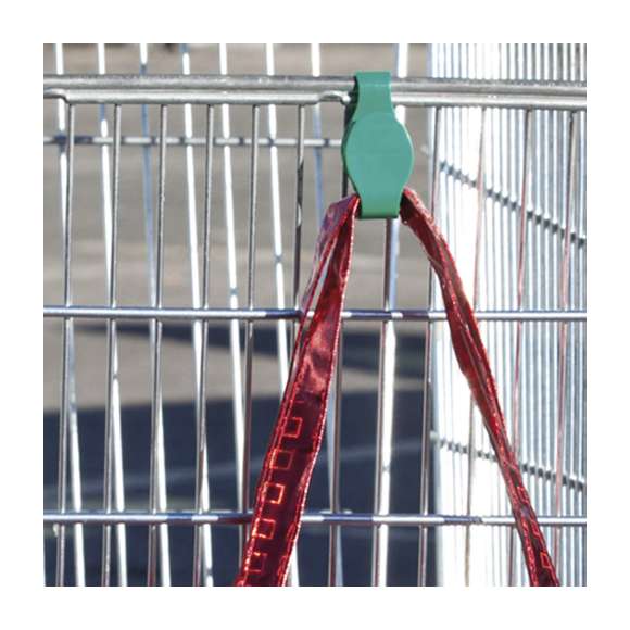 Original y resistente soporte para bolsas en variados y vivos colores. Con pestaña de alta resistencia para acople en cualquier carrito de la compra.