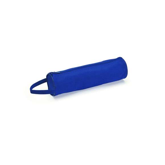Clásico estuche de cremallera y diseño cilíndrico en resistente poliéster 600D. Con práctica asa de transporte y cremallera a juego.