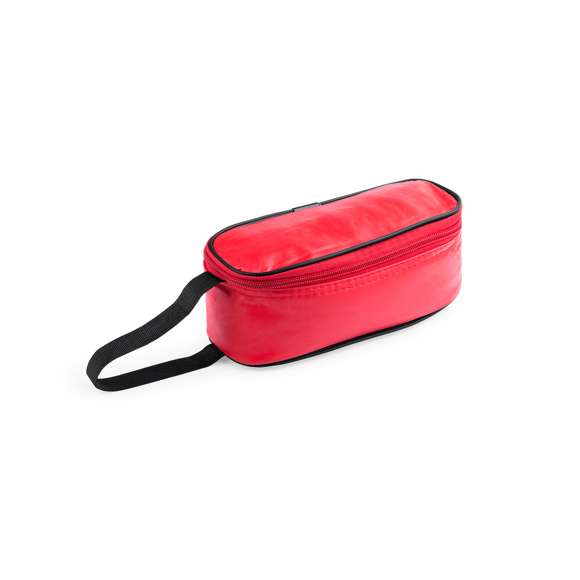 Portabocadillos en resistente PVC de vivos colores y con cierre de cremallera. Con asa en nylon reforzado e interior isotermo en acabado de aluminio.
