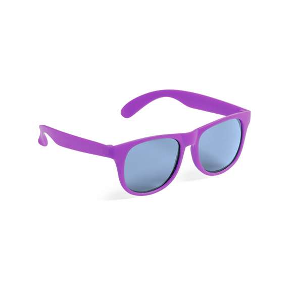 Gafas de sol con protección UV400 de clásico diseño. Con montura de acabado mate en divertidos colores y lentes en color negro.