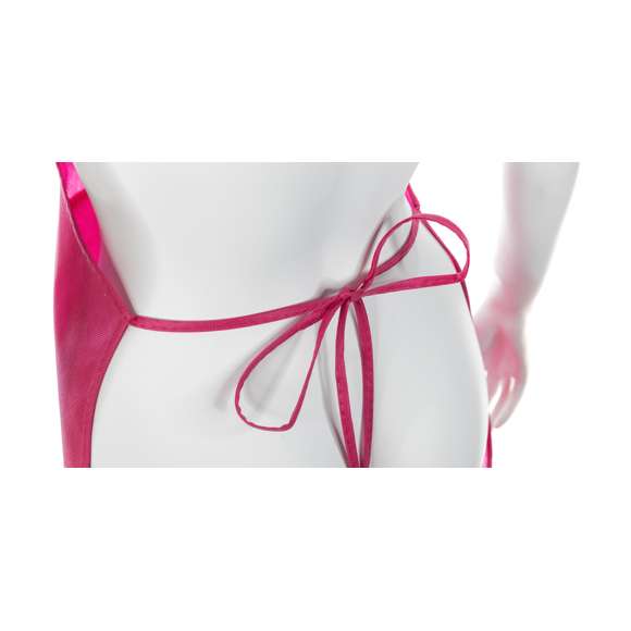 Delantal de non-woven en variada gama de vivos colores. Con bolsillo frontal y cintas de ajuste. De corte por encima de la rodilla.