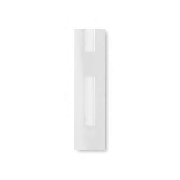 Funda para bolígrafo en resistente cartón de vivos colores y con diseño de ventana.