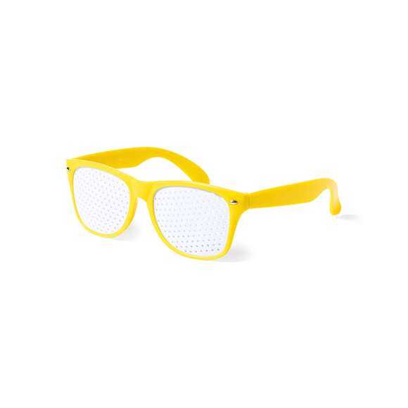 Gafas de original diseño especialmente diseñadas para marcaje a todo color digital. Con montura en divertidos colores y lentes perforadas.