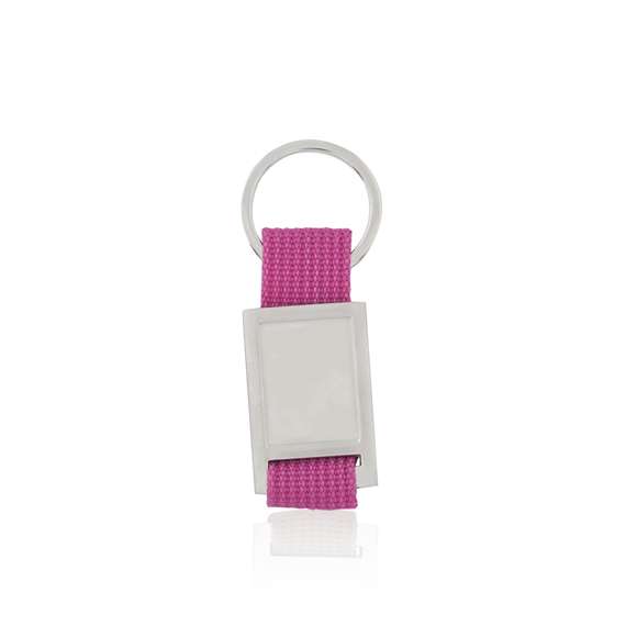  	Llavero de divertido diseño con cinta de poliéster de variados y vivos colores. Con cuerpo metálico troquelado especialmente diseñado para marcaje en doming/gota de resina.