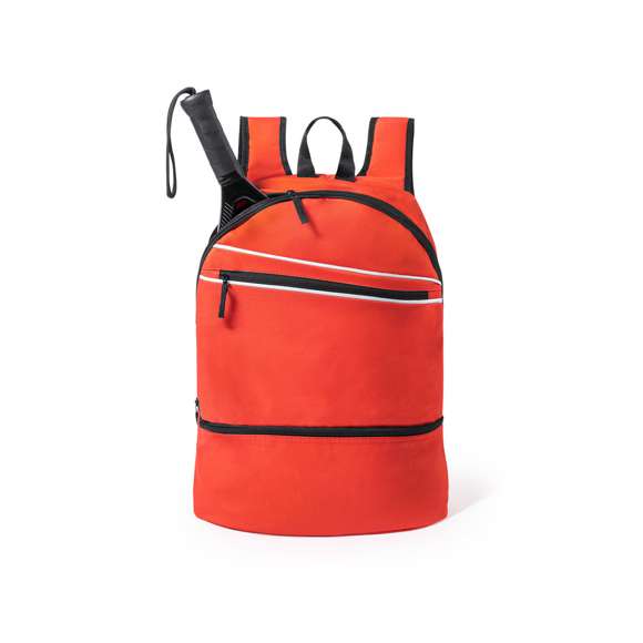 Mochila en resistente poliéster 600D de desenfadado diseño en variada gama de colores y con compartimento independiente para el calzado. De cierre de cremallera con cinta en tirador para fácil apertura y bolsillo frontal. Espalda acolchada y cintas de hombros ajustables con acolchado ergonómico.